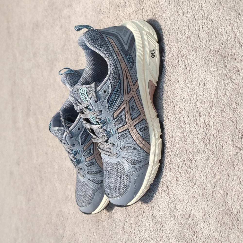 Asics Gel Venture 7 Trail Running Shoes Women’s Size 7.5 Gray